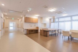 共同生活室(かみね) 共同生活室(かみね)